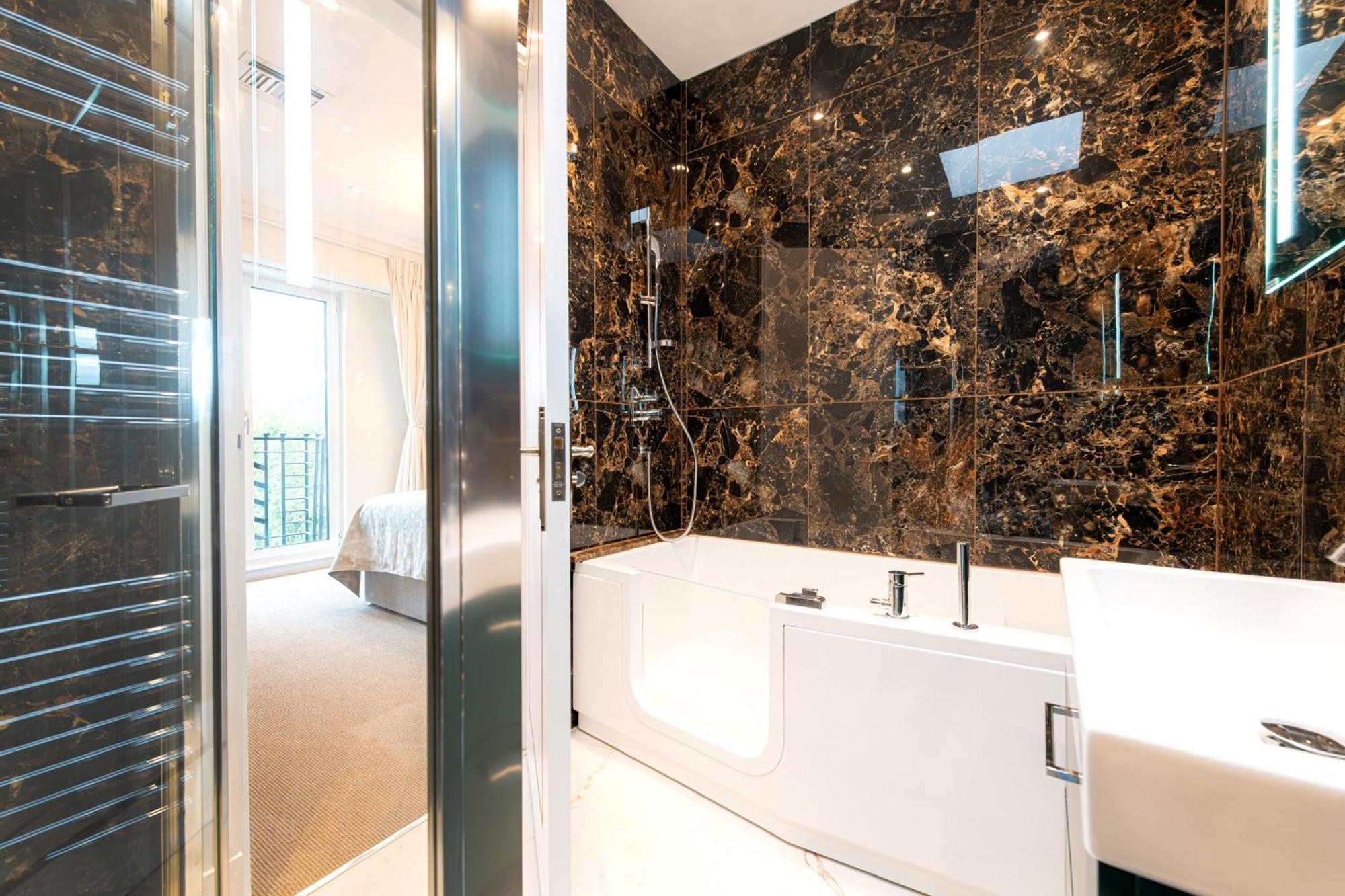 Four-Bedroom Penthouse Apartment