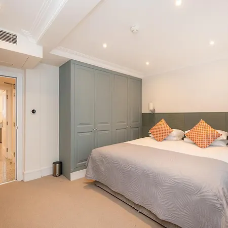 Fountain House Apartments - Hyde Park, London-2